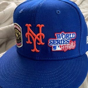 New era fitted hat so 7 3/8